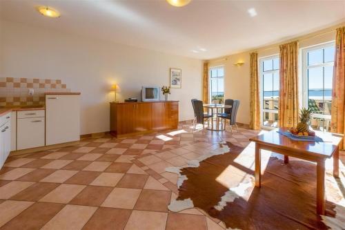 One-bedroom Apartment In Crikvenica Lvii