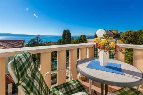 One-bedroom Apartment In Crikvenica Lvii