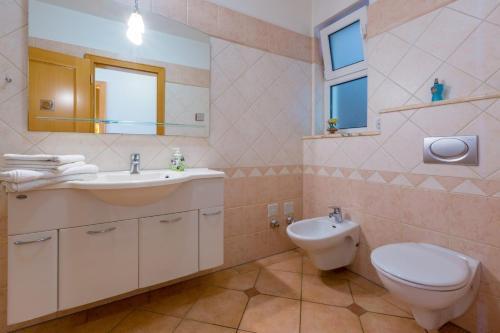 One-bedroom Apartment In Crikvenica Lvii
