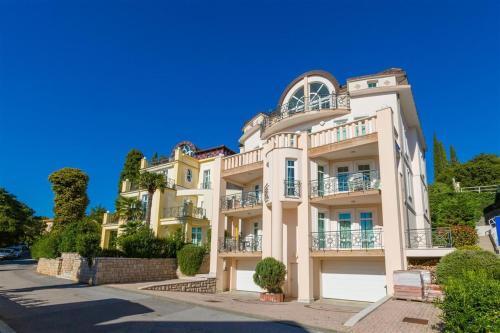 One-bedroom Apartment In Crikvenica Lvii