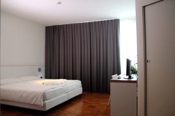Astoria Park Hotel