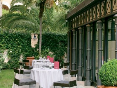 Hotel Rose Garden Palace