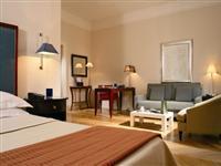Hotel Rose Garden Palace