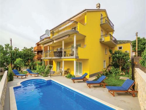 Apartment Otocka V