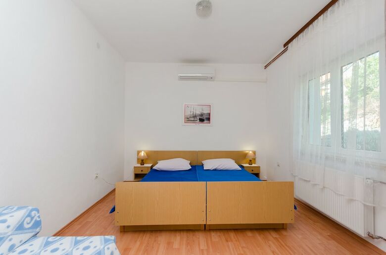 Apartments Ivan