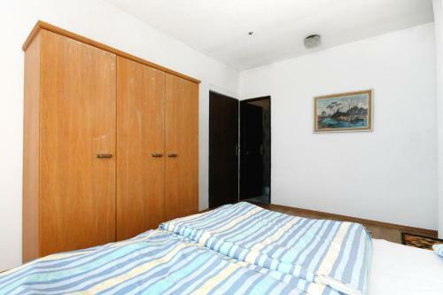 Hostal Double Room Stara Baska 5447f
