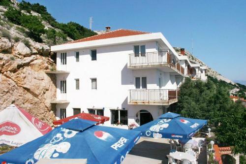 Hostal Double Room Stara Baska 5447f