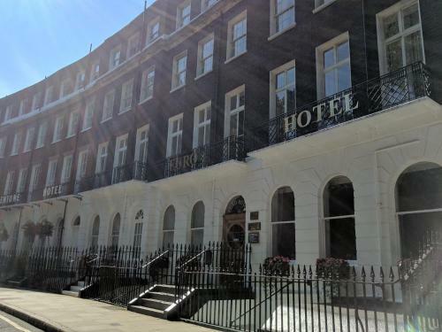 Euro Hotel