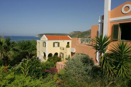 Aparthotel Mounda Beach Hotel