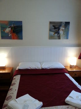 Bed & Breakfast Melbourne House