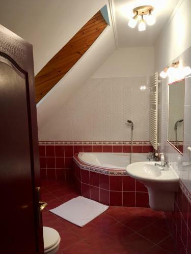 Hostal Nyugalom Szigete Vend�gh�z Szigliget