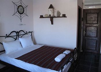 Hostal Bilios Apartments