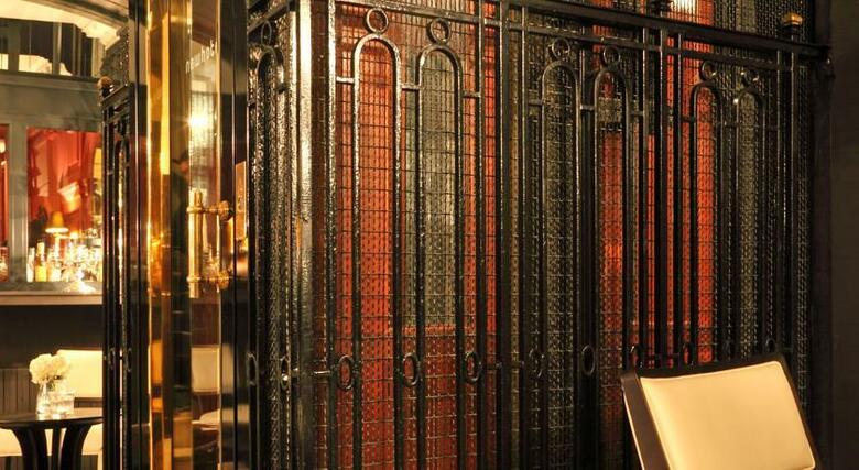 New Hotel Roblin