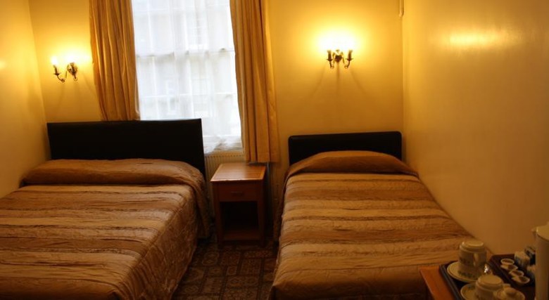 Caswell Hotel