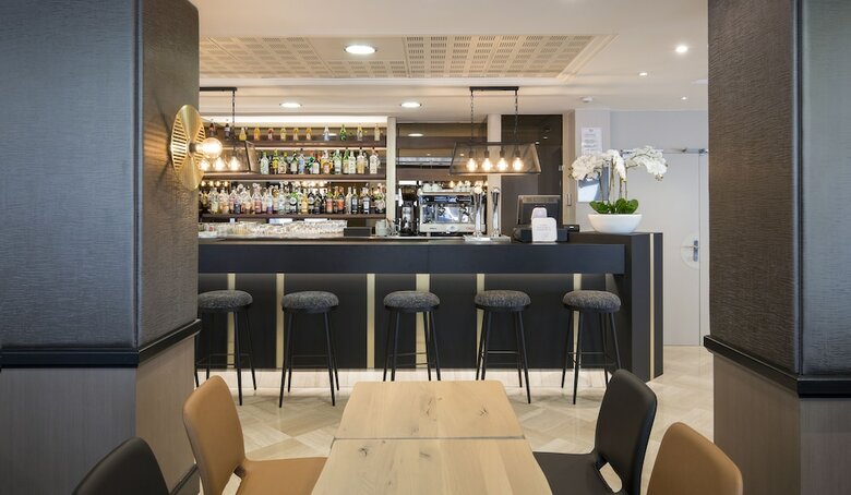 Hotel H�tel National