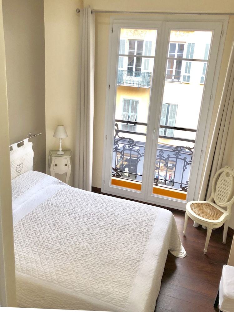Hotel H�tel L�pante
