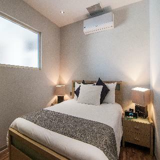 Pebbles Boutique Aparthotel