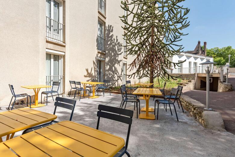 Timhotel Chartres Chatelet