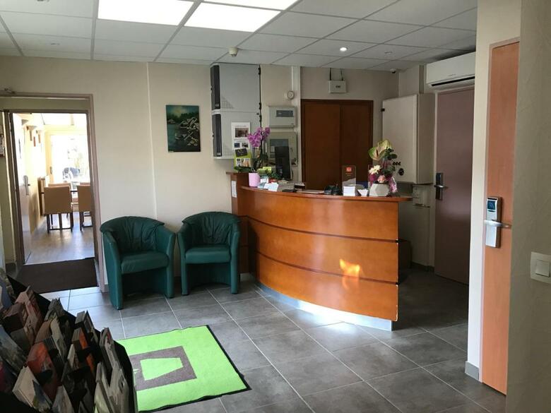 Hotel Logis Au Tambour