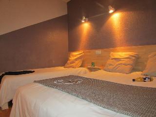 Hotel Empire