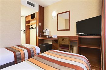 Hotel Kyriad N�mes
