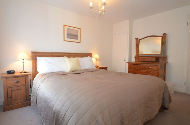 Crown Cottage