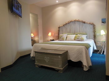 Hotel Logis Le Glacier