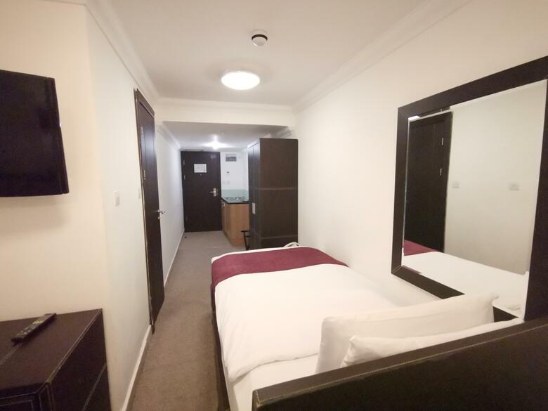 The Hyde Park Hotel