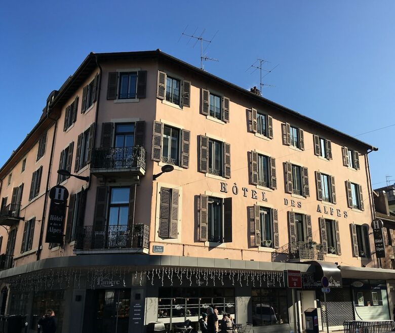 Hotel H�tel Des Alpes