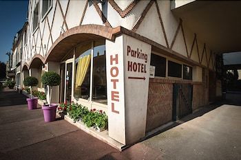 Hotel Anne De Beaujeu