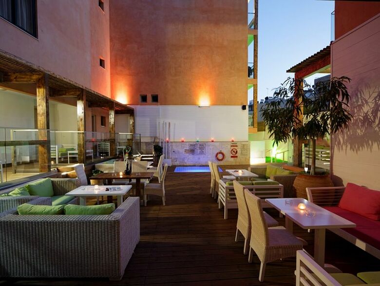Hotel Palmera Beach