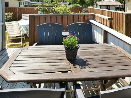 Two-bedroom Holiday Home In Falkenberg 2