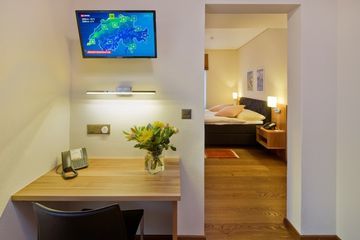 Hotel Ambassador