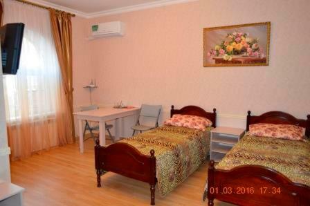 Hostal Guesthouse Taymirskaya 12