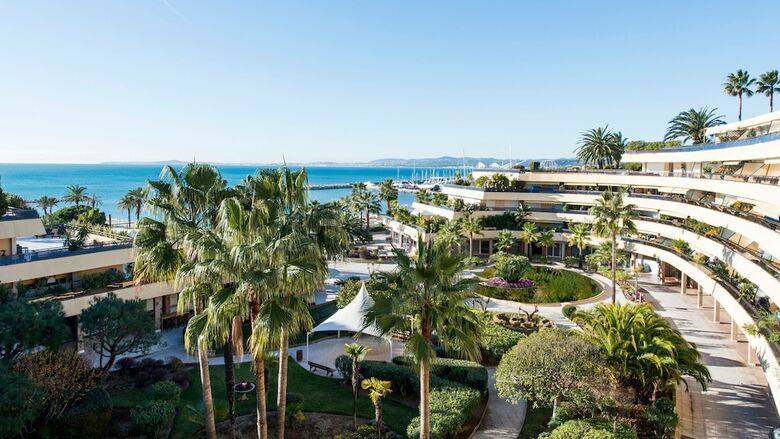 Hotel Holiday Inn Resort