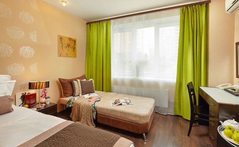 Hotel Easy Room