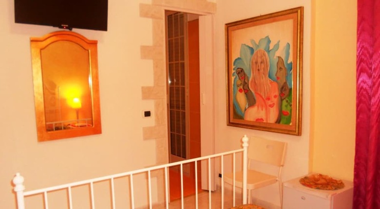 Hostal B&B Perla Di Corso Savoia