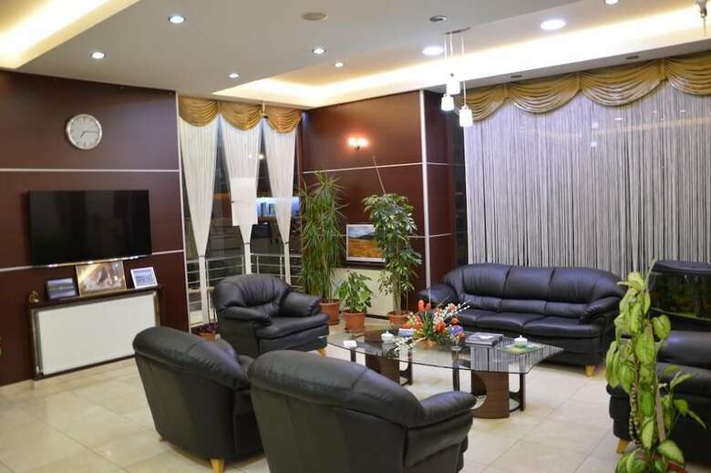 Remay Hotel