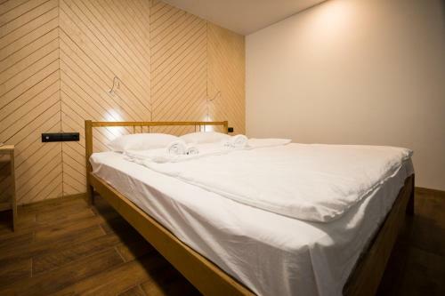 Hotel Izumrud