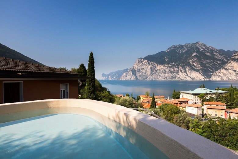 Villa Fiore