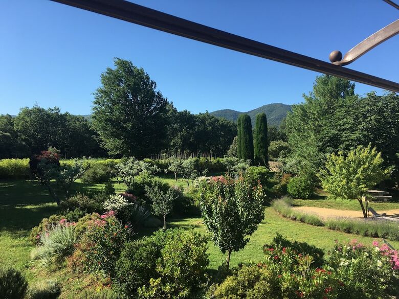 Bed & Breakfast Nulle Part Ailleurs