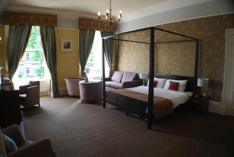 The Salisbury Hotel