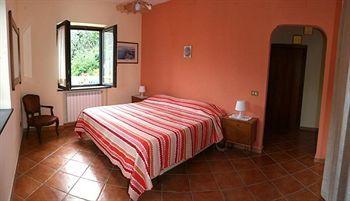 Bed & Breakfast Casarufolo Paradise