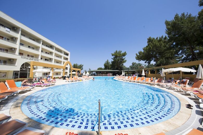Tuntas Apart Hotel Kusadasi