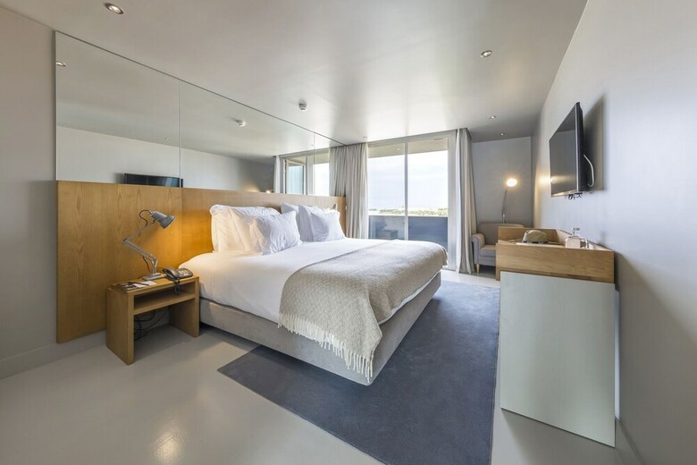 Villa C Hotel & Spa