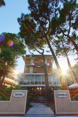 Hotel Deborah