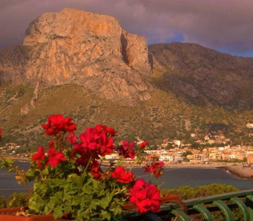 Hotel Bellevue Del Golfo