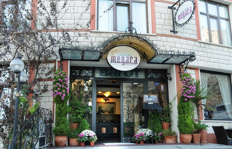 Megara Hotel
