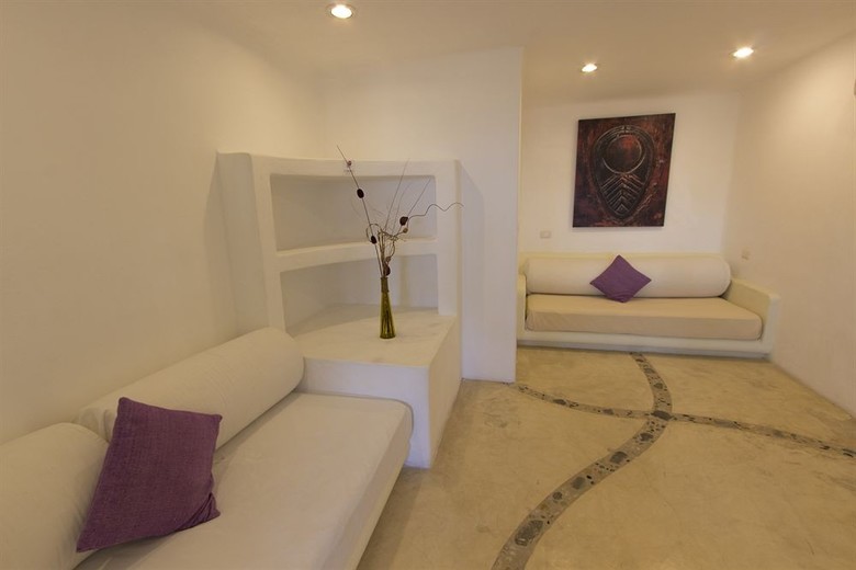 Residencia The Blue Pearl Suites