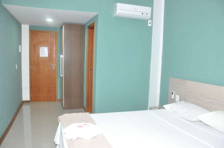 Bonjour Hotel